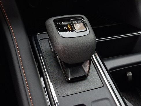 New 2025 Nissan Pathfinder Rock Creek image 8