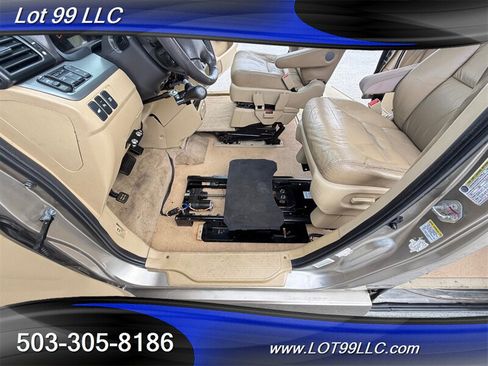 Used 2010 Honda Odyssey Touring image 51