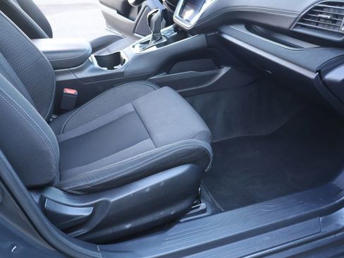 Used 2021 Subaru Outback Premium image 29