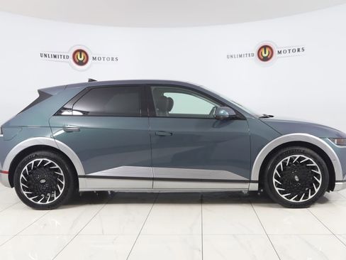 Used 2024 Hyundai Ioniq 5 Limited image 2