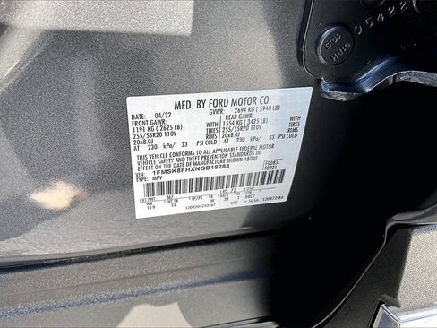 Used 2022 Ford Explorer Limited w/ Equipment Group 301A image 36