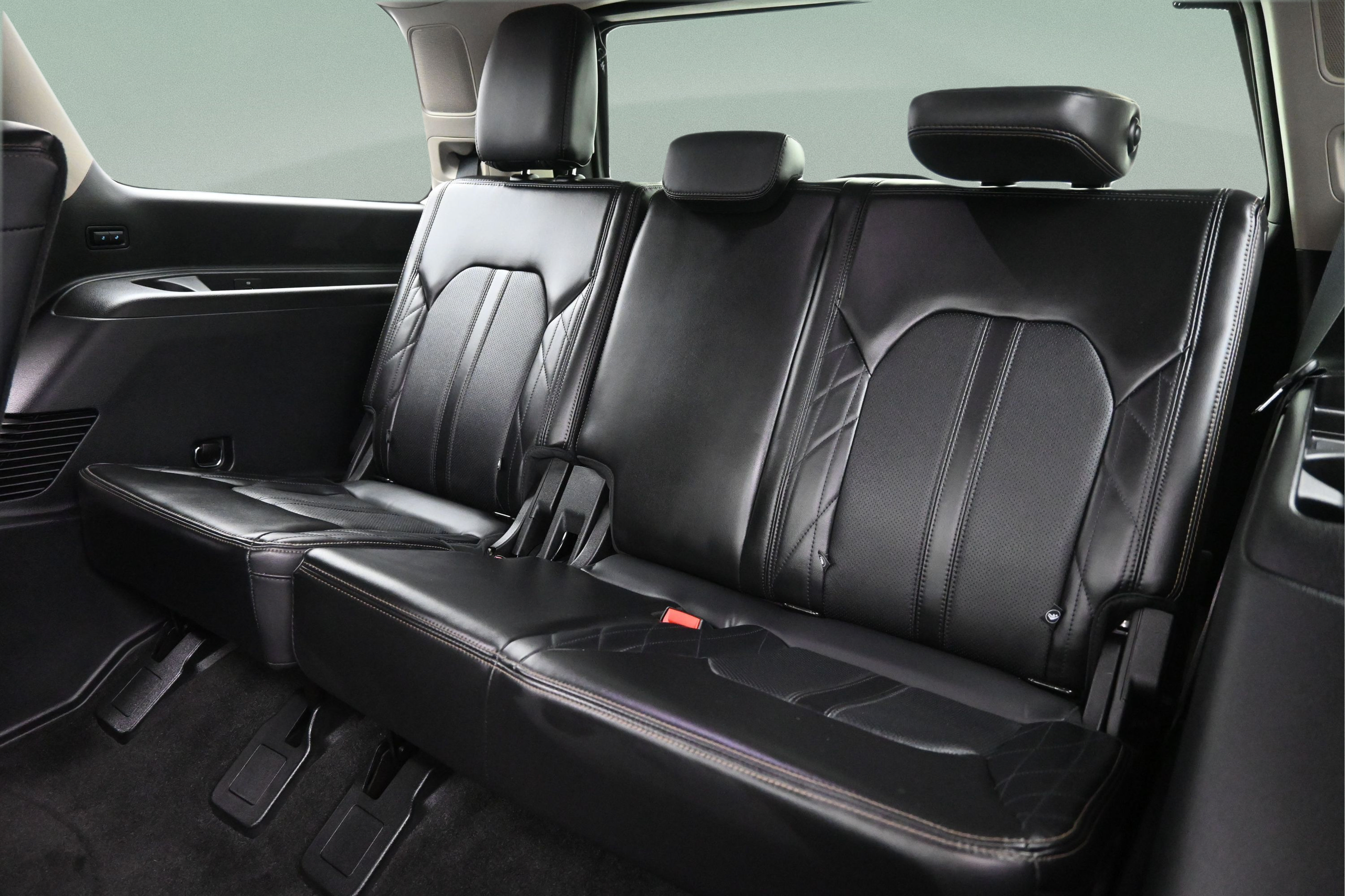 Used 2019 Ford Expedition Platinum RWD image 25