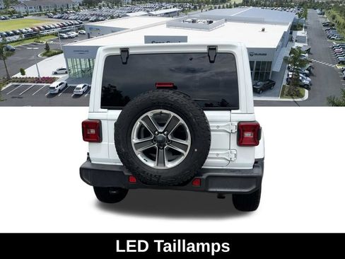 Used 2020 Jeep Wrangler Unlimited Sahara w/ LED Lighting Group AWD/4WD image 6