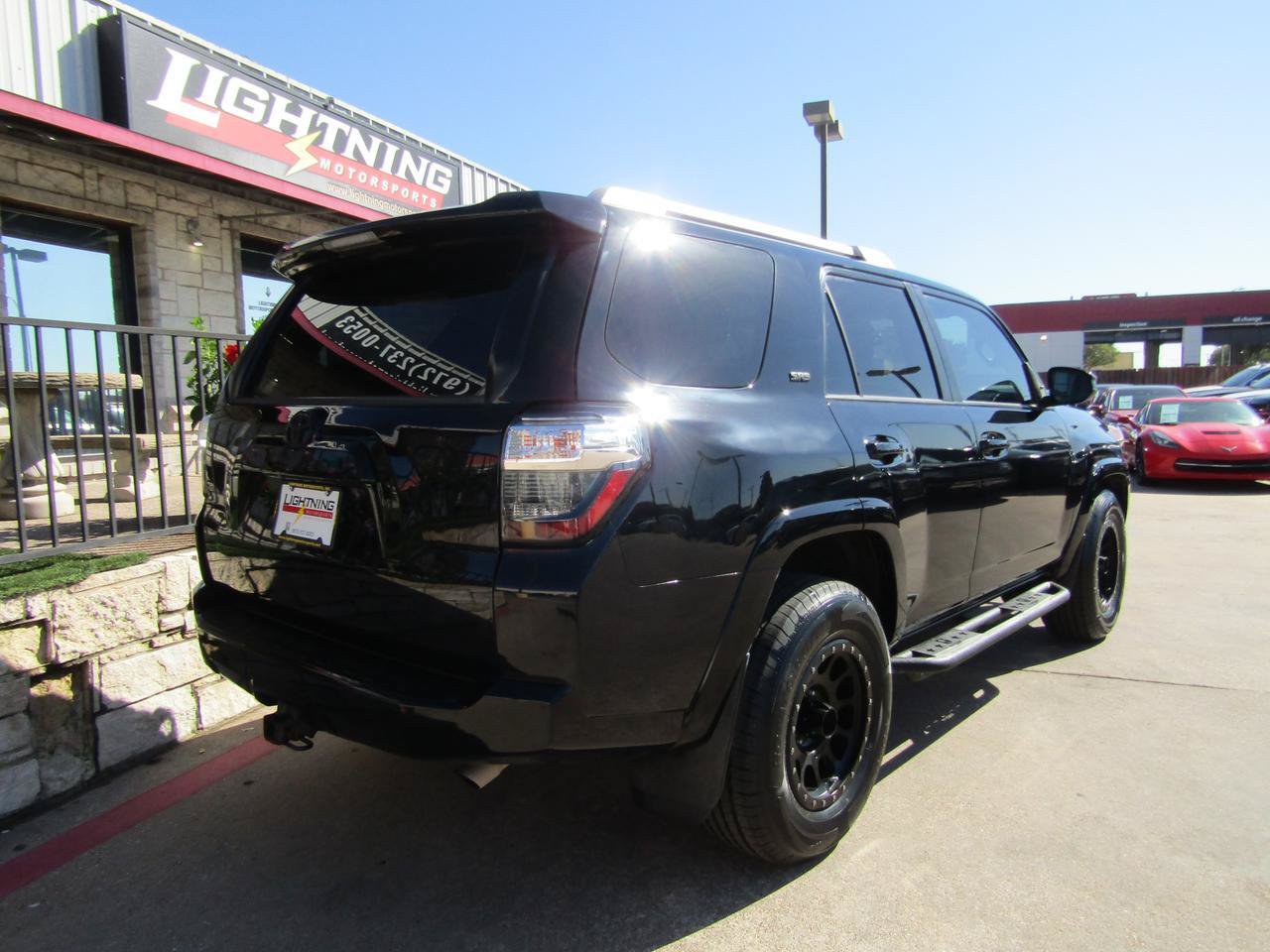 Used 2018 Toyota 4Runner SR5 RWD image 4