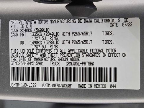 Certified 2022 Toyota Tacoma TRD Sport w/ TRD Premium Sport Package AWD/4WD image 31