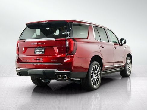 Used 2025 GMC Yukon Denali w/ Sun & Power Step Package AWD/4WD image 5