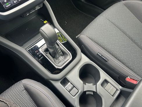 Certified 2025 Subaru Forester Premium AWD/4WD image 27
