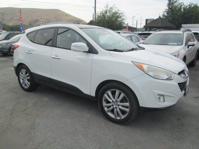 Used 2011 Hyundai Tucson Limited w/ Premium Pkg 3 AWD/4WD image 1