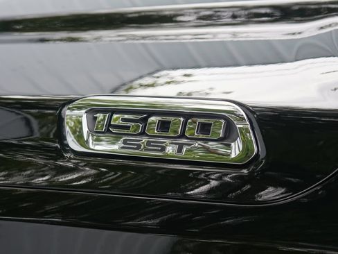 Used 2025 RAM 1500 Big Horn AWD/4WD image 11
