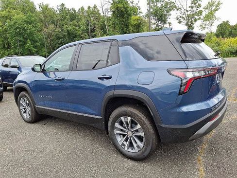 New 2026 Chevrolet Equinox LT w/ Convenience Package II image 3