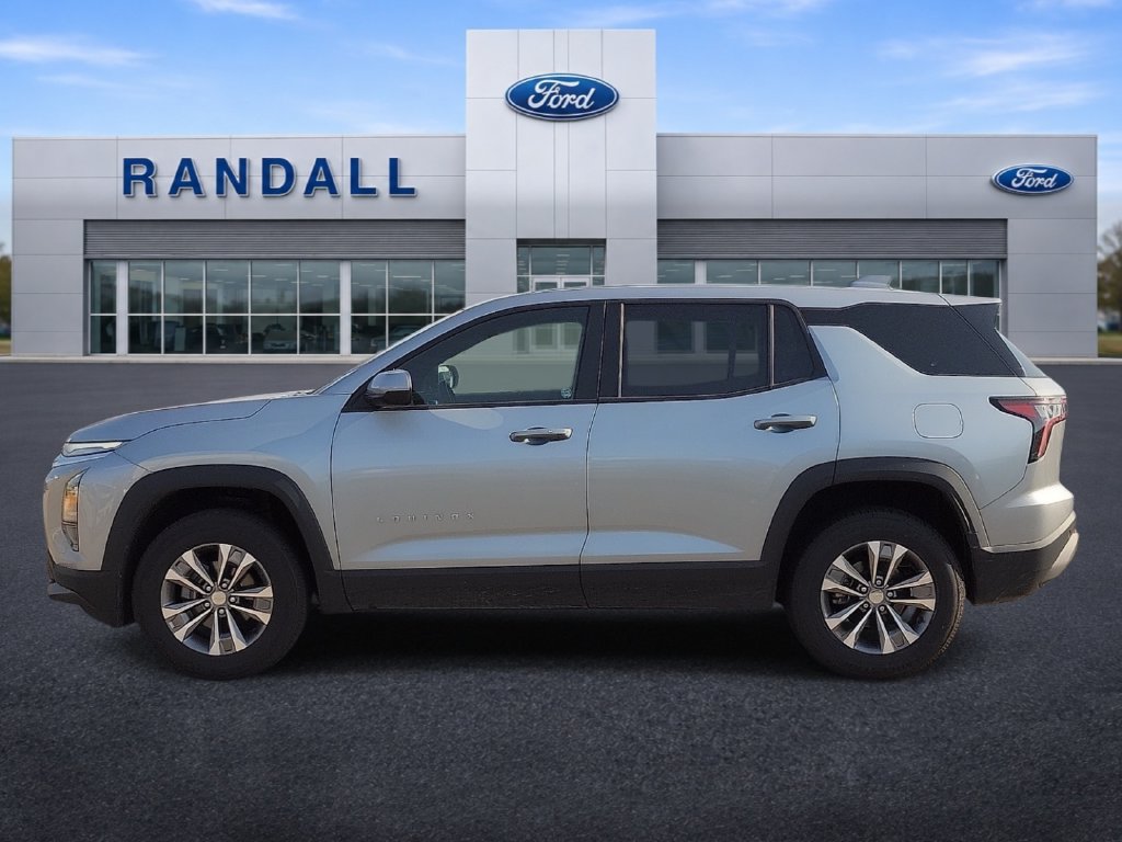 Used 2025 Chevrolet Equinox LT AWD/4WD image 3
