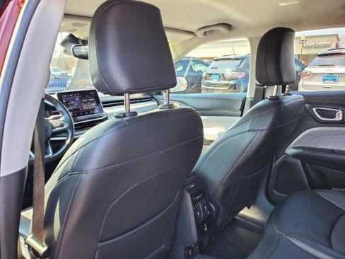 Used 2022 Jeep Compass Latitude w/ Convenience Group AWD/4WD image 26