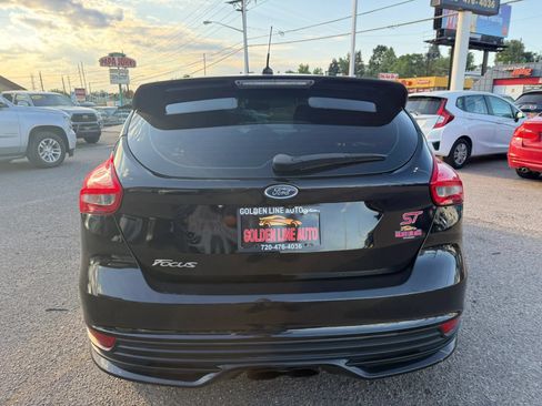 Used 2017 Ford Focus ST FWD image 7