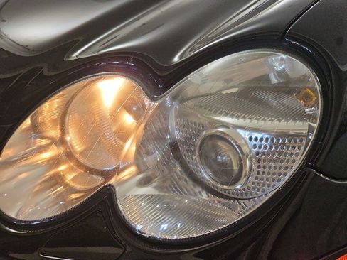 Used 2005 Mercedes-Benz SL 55 AMG image 28