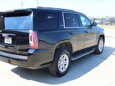 Used 2015 GMC Yukon SLT image 4
