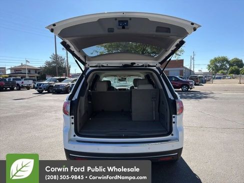 Used 2017 GMC Acadia Limited SLT AWD/4WD image 29