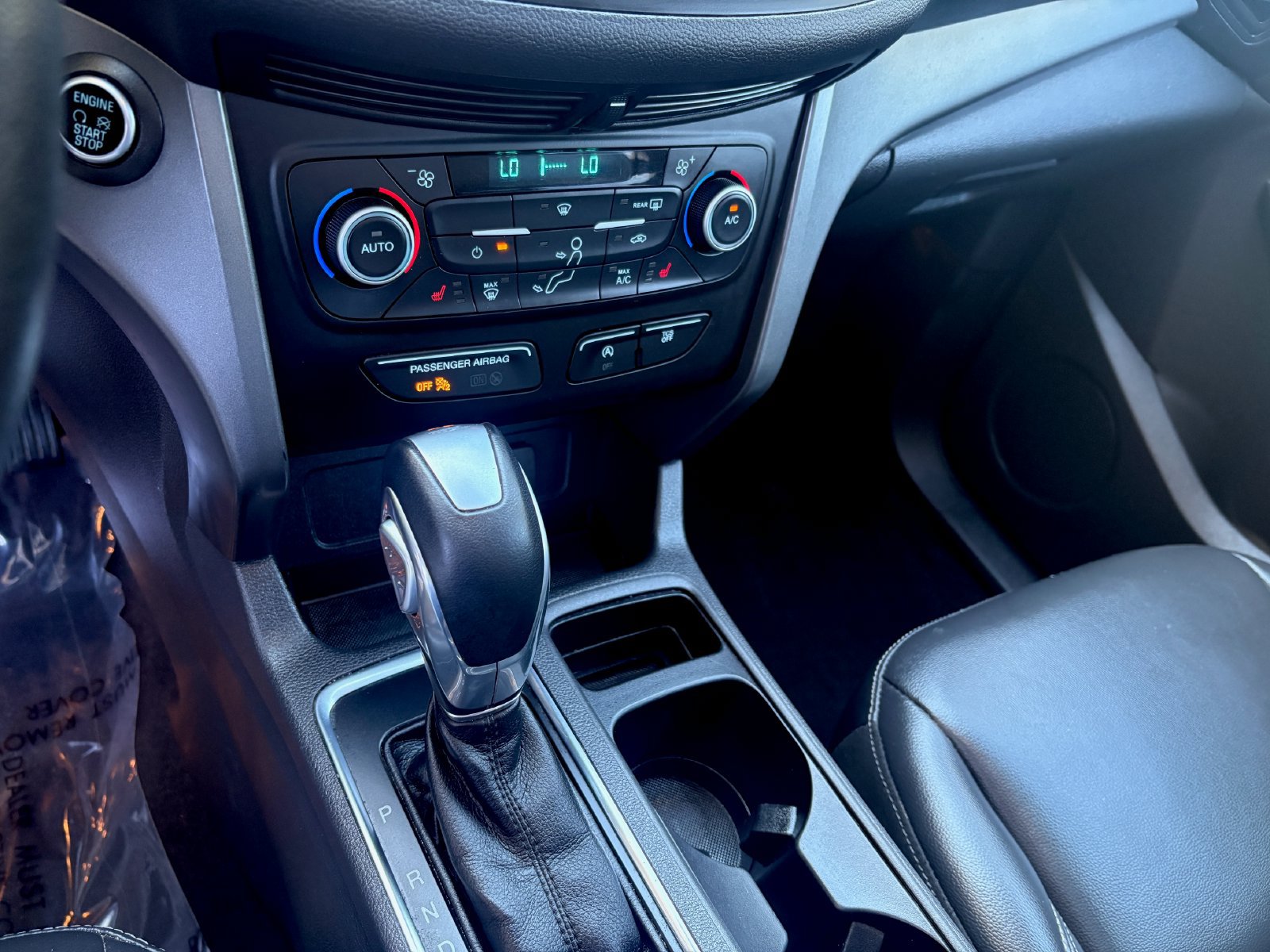 Used 2019 Ford Escape SEL AWD/4WD image 25