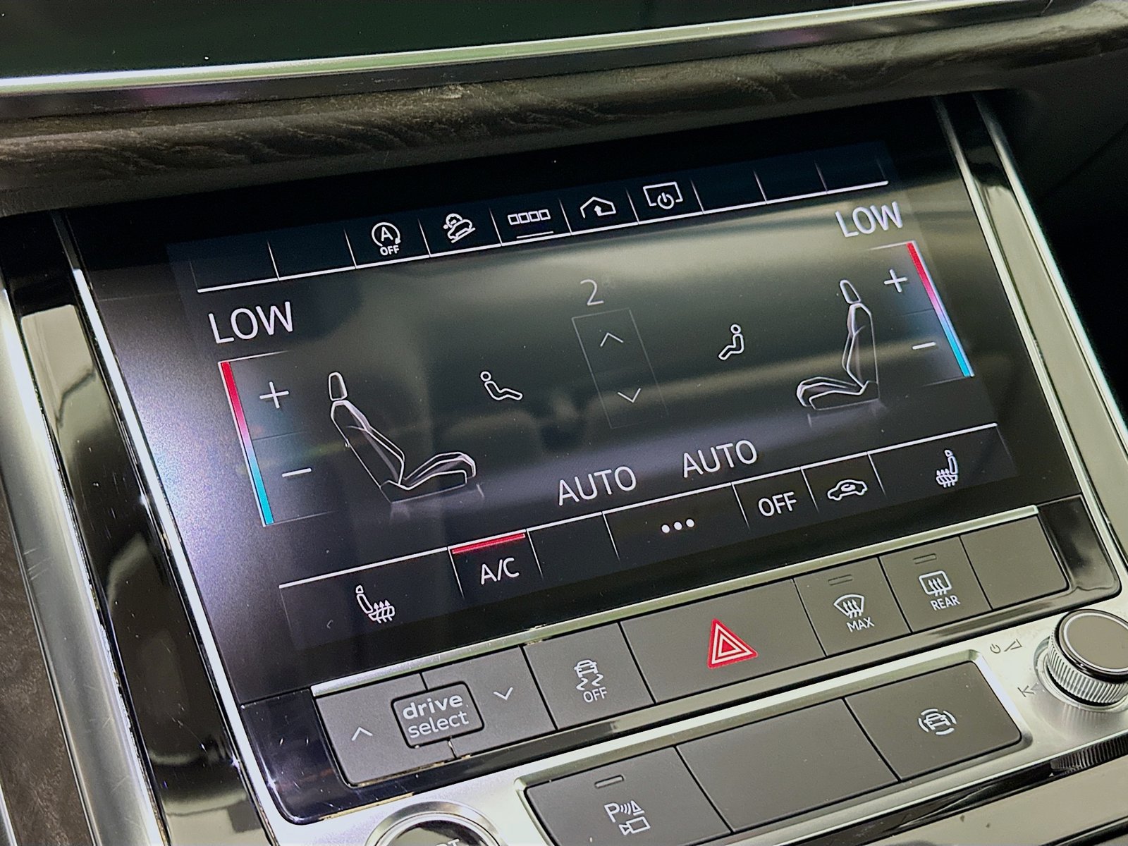 Certified 2022 Audi Q8 Premium AWD/4WD image 27