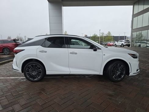 Used 2025 Lexus RX 500h F Sport w/ Convenience Package image 28
