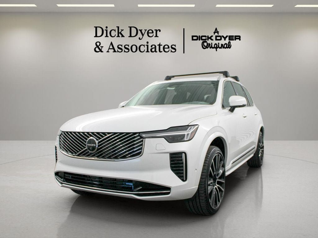 New 2026 Volvo XC90 B5 Ultra w/ Protection Package Premier AWD/4WD image 8