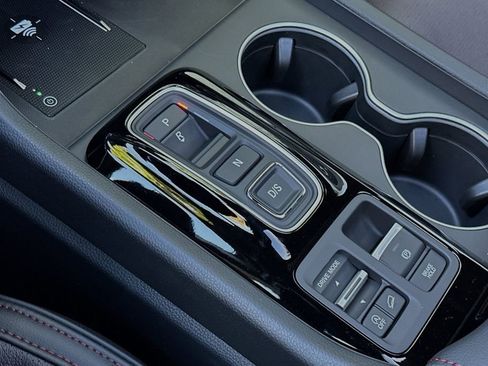 New 2025 Honda Pilot Black Edition image 20