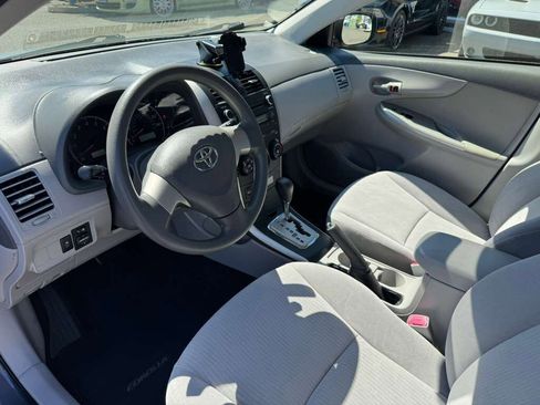 Used 2010 Toyota Corolla LE FWD image 9