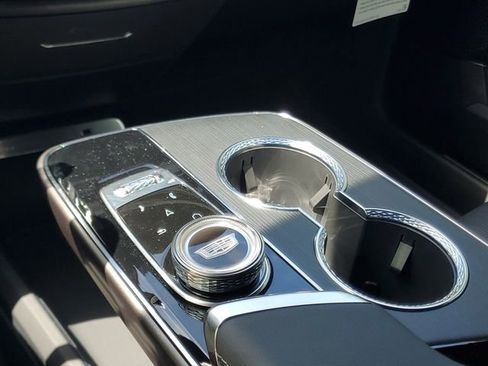 New 2026 Cadillac Lyriq Luxury RWD image 11