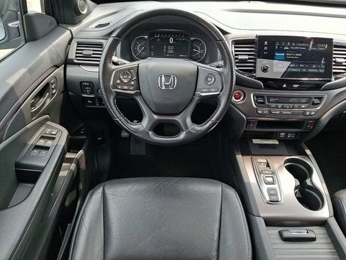Used 2023 Honda Passport EX-L image 11