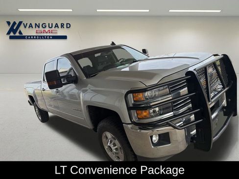 Used 2015 Chevrolet Silverado 2500 LT w/ LT Convenience Package image 2