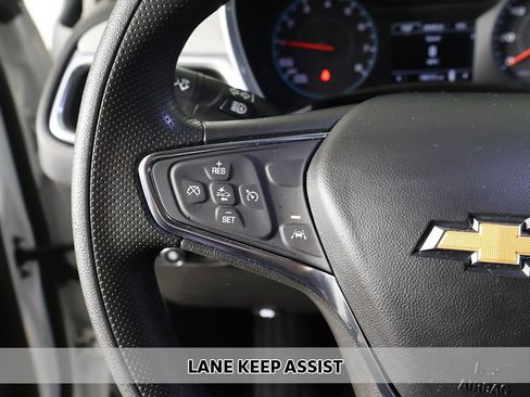 Used 2021 Chevrolet Equinox LS w/ LS Convenience Package image 3