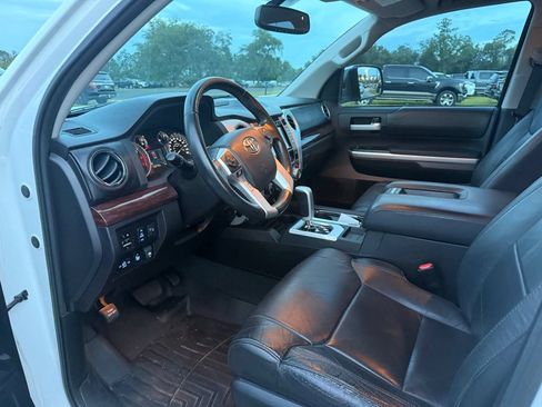 Used 2015 Toyota Tundra Limited w/ Limited Premium Package AWD/4WD image 9