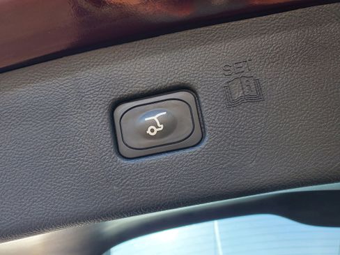 Used 2024 Ford Edge SEL w/ Convenience Package image 30