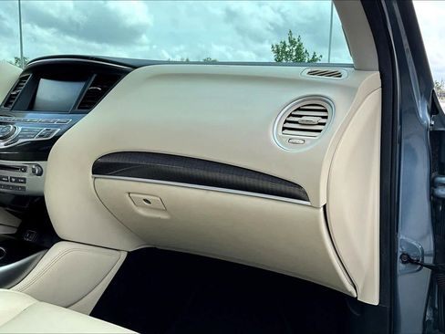 Used 2019 INFINITI QX60 Luxe w/ Essential Package image 19