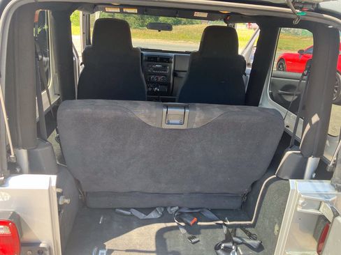 Used 2003 Jeep Wrangler X AWD/4WD image 30