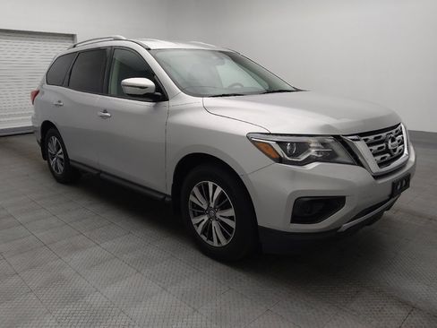 Used 2020 Nissan Pathfinder S image 13