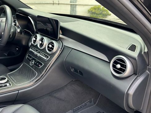 Used 2021 Mercedes-Benz C 300 Sedan image 33