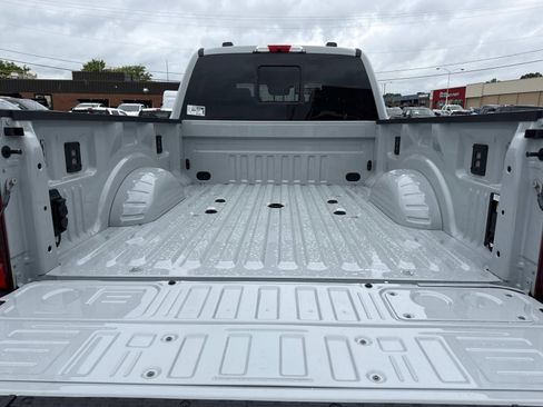 New 2026 Ford F350 Platinum w/ Platinum Plus Package AWD/4WD image 12