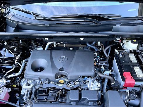 Used 2025 Toyota RAV4 XLE Premium FWD image 32