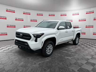 New 2025 Toyota Tacoma SR5