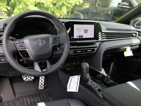New 2026 Toyota Camry SE FWD image 23