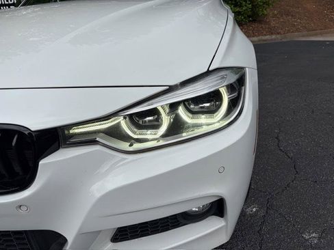 Used 2017 BMW 340i Sedan RWD image 12