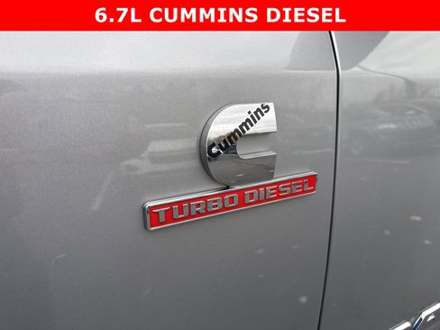 Used 2022 RAM 3500 Tradesman image 3