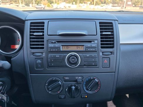 Used 2011 Nissan Versa 1.8 S w/ Plus Pkg image 16