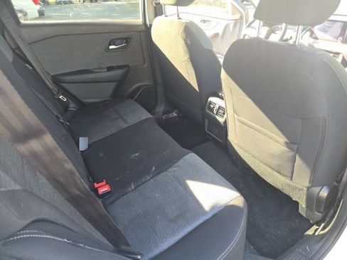 Certified 2023 Nissan Rogue SV AWD/4WD image 17