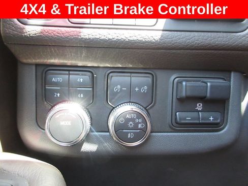 Certified 2024 GMC Yukon XL Denali w/ Max Trailering Package AWD/4WD image 24