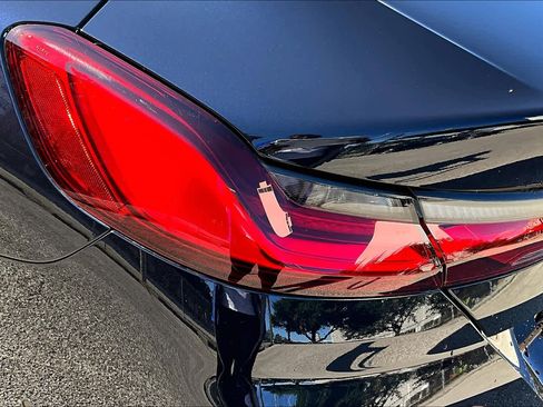 Used 2025 BMW 840i image 12