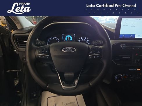 Used 2022 Ford Escape SE w/ Convenience Package FWD image 13