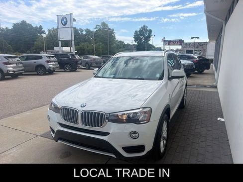 Used 2017 BMW X3 xDrive28i AWD/4WD image 3