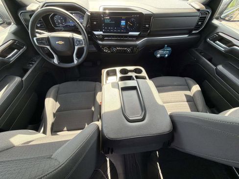 Certified 2023 Chevrolet Silverado 1500 LT AWD/4WD image 2