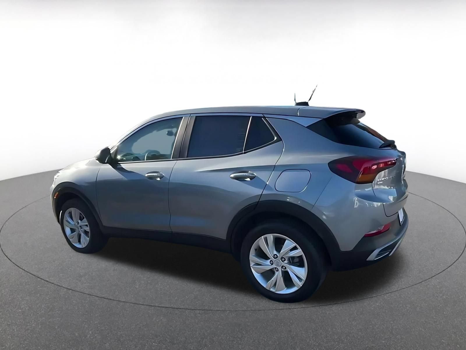 Used 2025 Buick Encore GX Preferred AWD/4WD image 9
